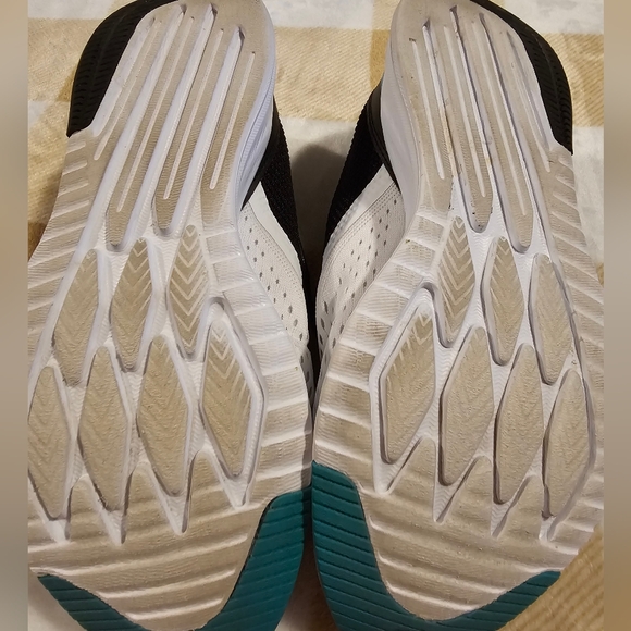 New Balance FuelCell Vizo Pro Run - Picture 5 of 5